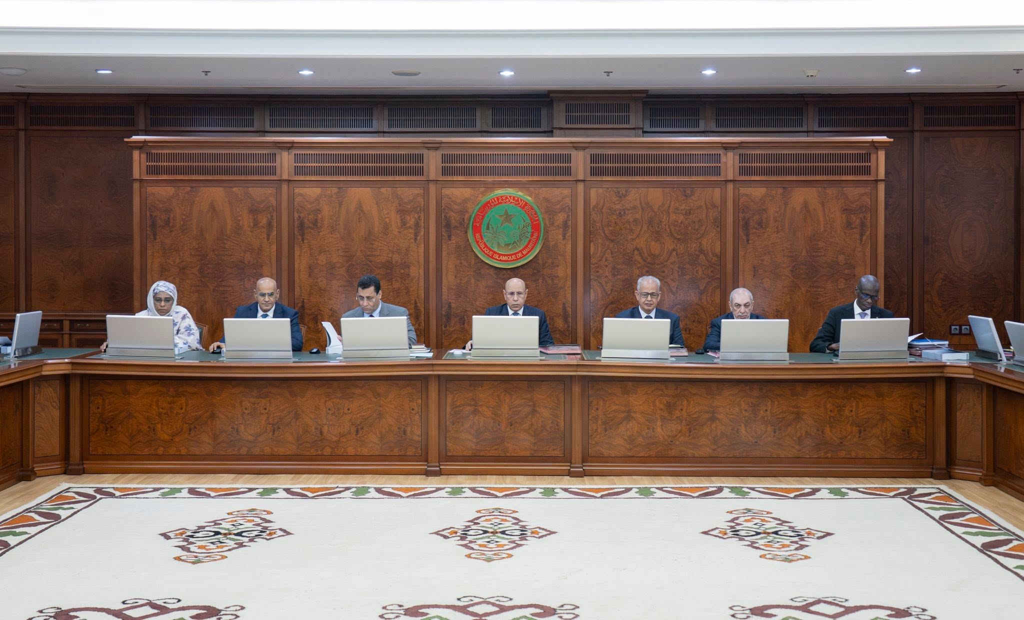 مجلس الوزراء يصادق على التسوية النهائية لميزانية 2025