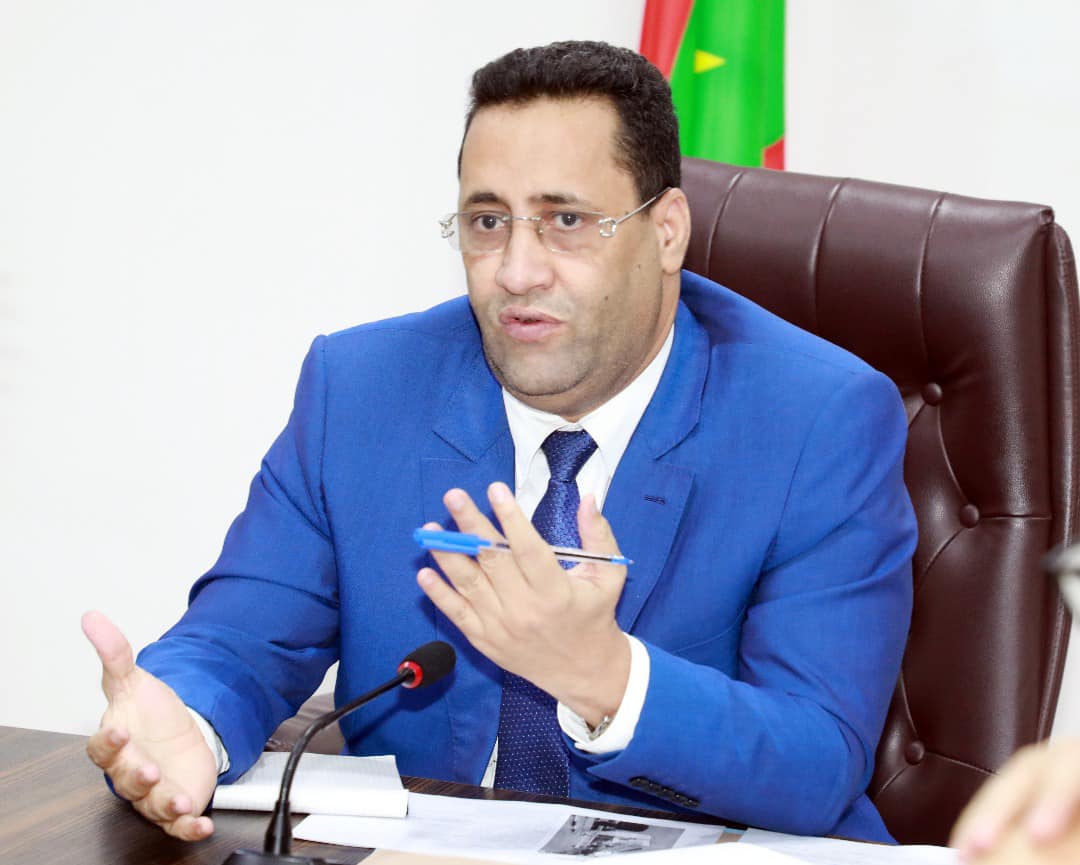 ولد أجاي: لا وساطة أو تدخل أو نيابة في الاكتتابات