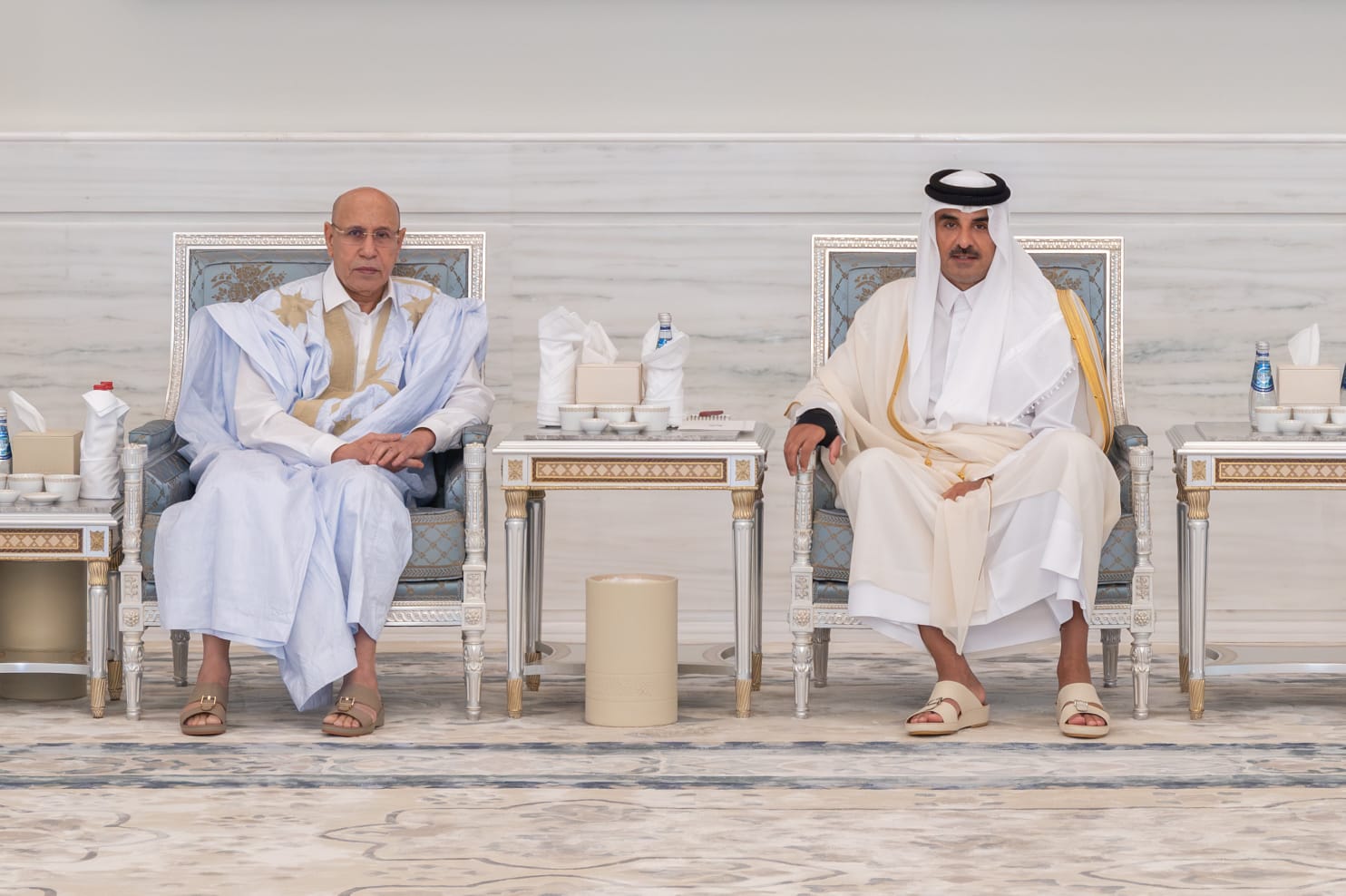 الغزواني يعزي أمير قطر في وفاة الشيخ حمد بن خليفة