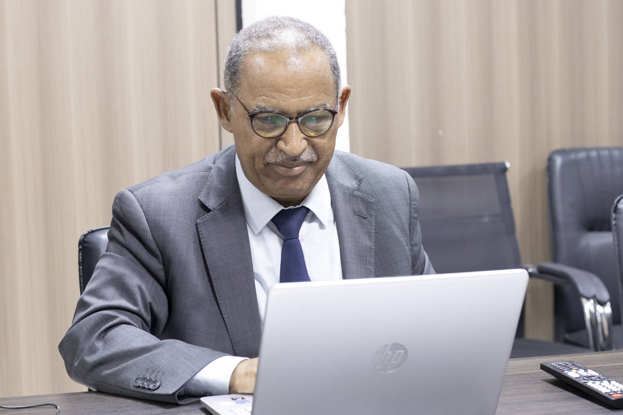 جامعة نواكشوط تعزز قدرات الباحثين في النشر الأكاديمي