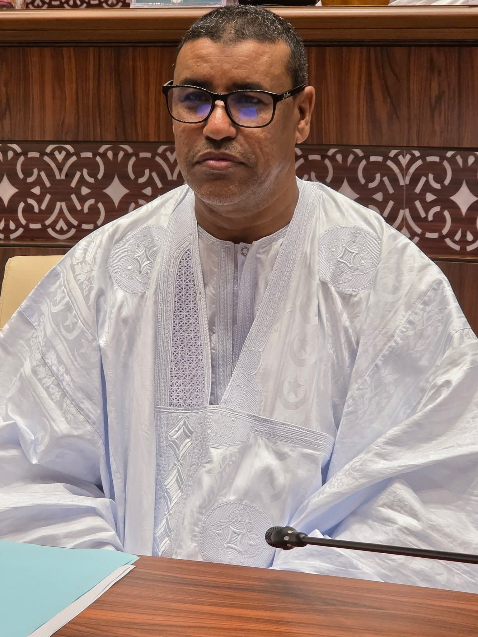 أحمد جدو ولد الزين رئيسا للجنة العدل والداخلية والدفاع بالإجماع