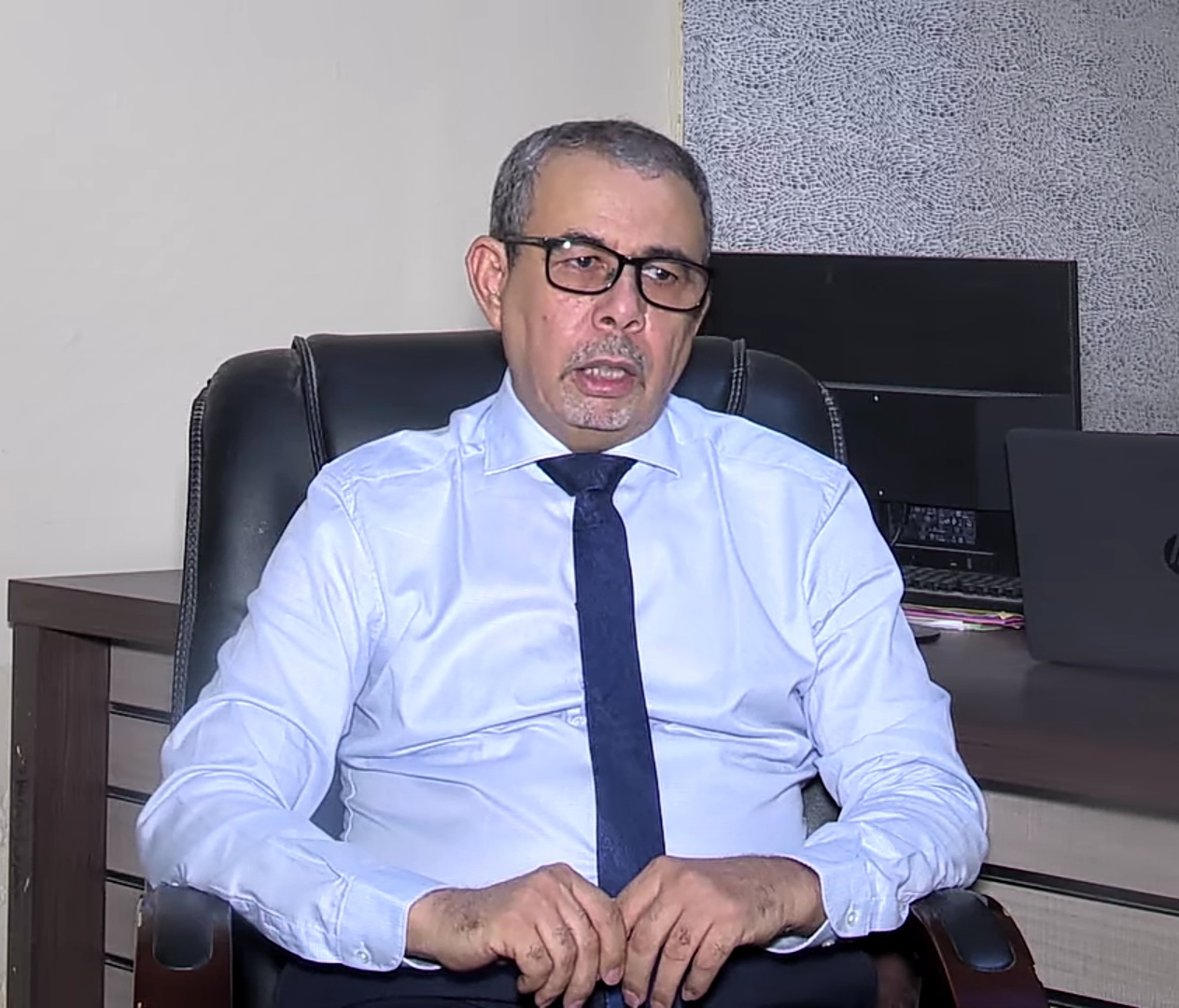 مستشار الوزير الأول: استعادة 80% من الكهرباء في نواكشوط