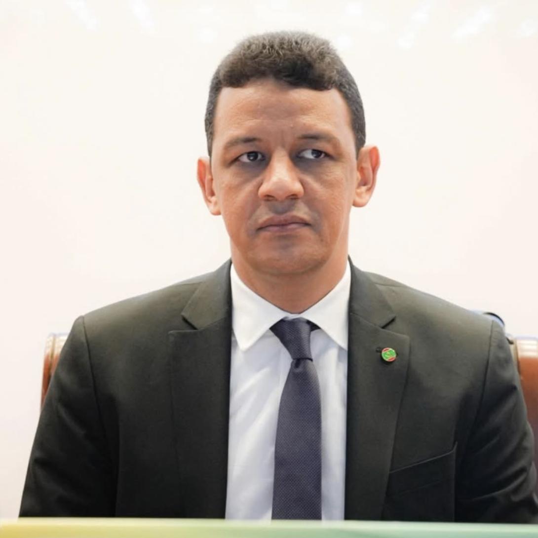 مجلس الوزراء يناقش إطارا لتقييد الولوج إلى منصات التواصل