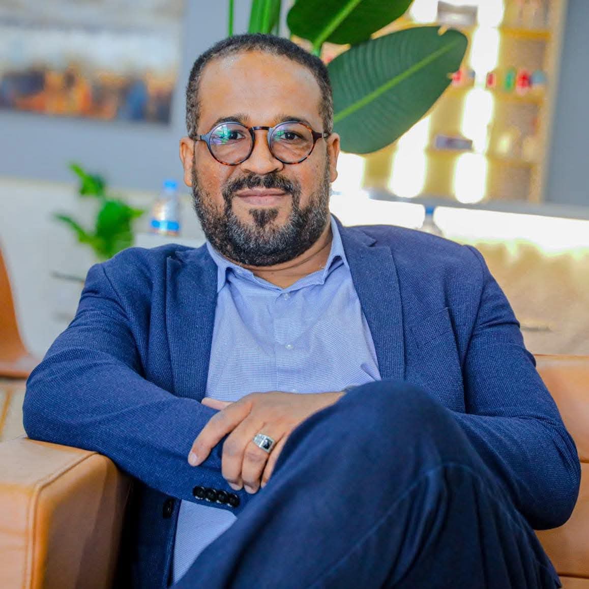 ثلاث رسائل من زيارة الوزير الأول