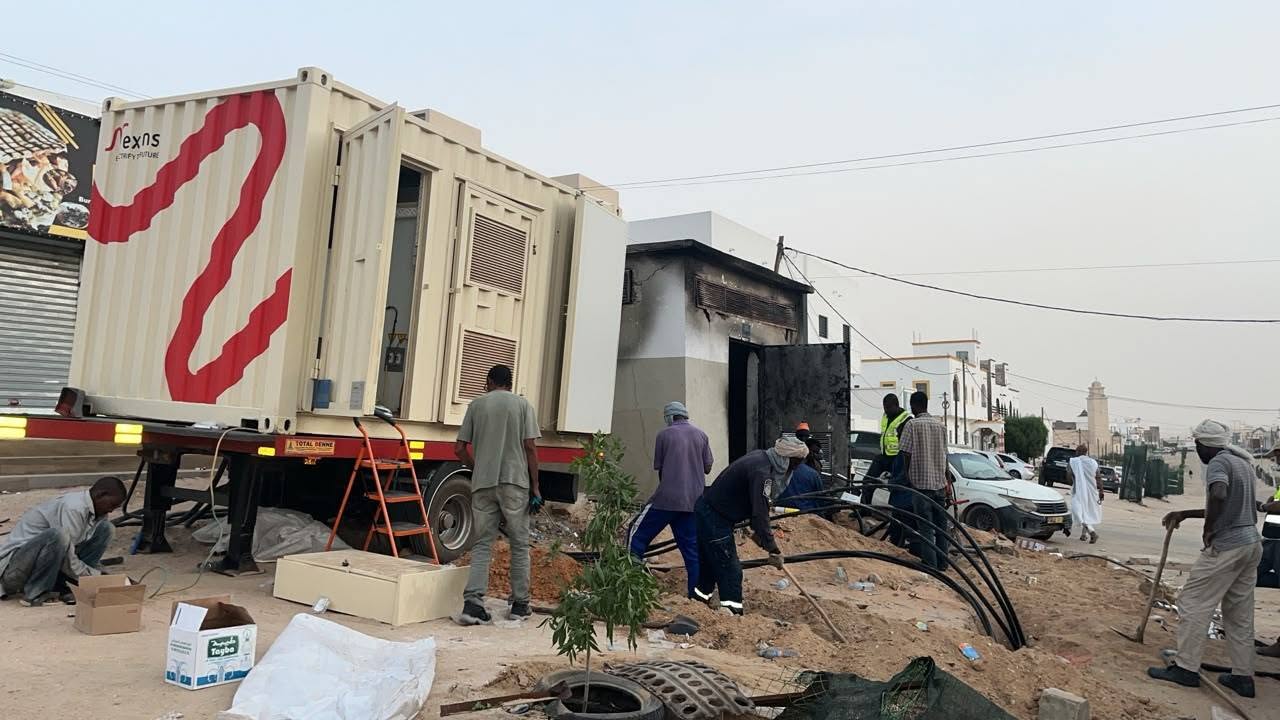 صوملك: عودة الكهرباء إلى حي بقالة الشباب بتيارت