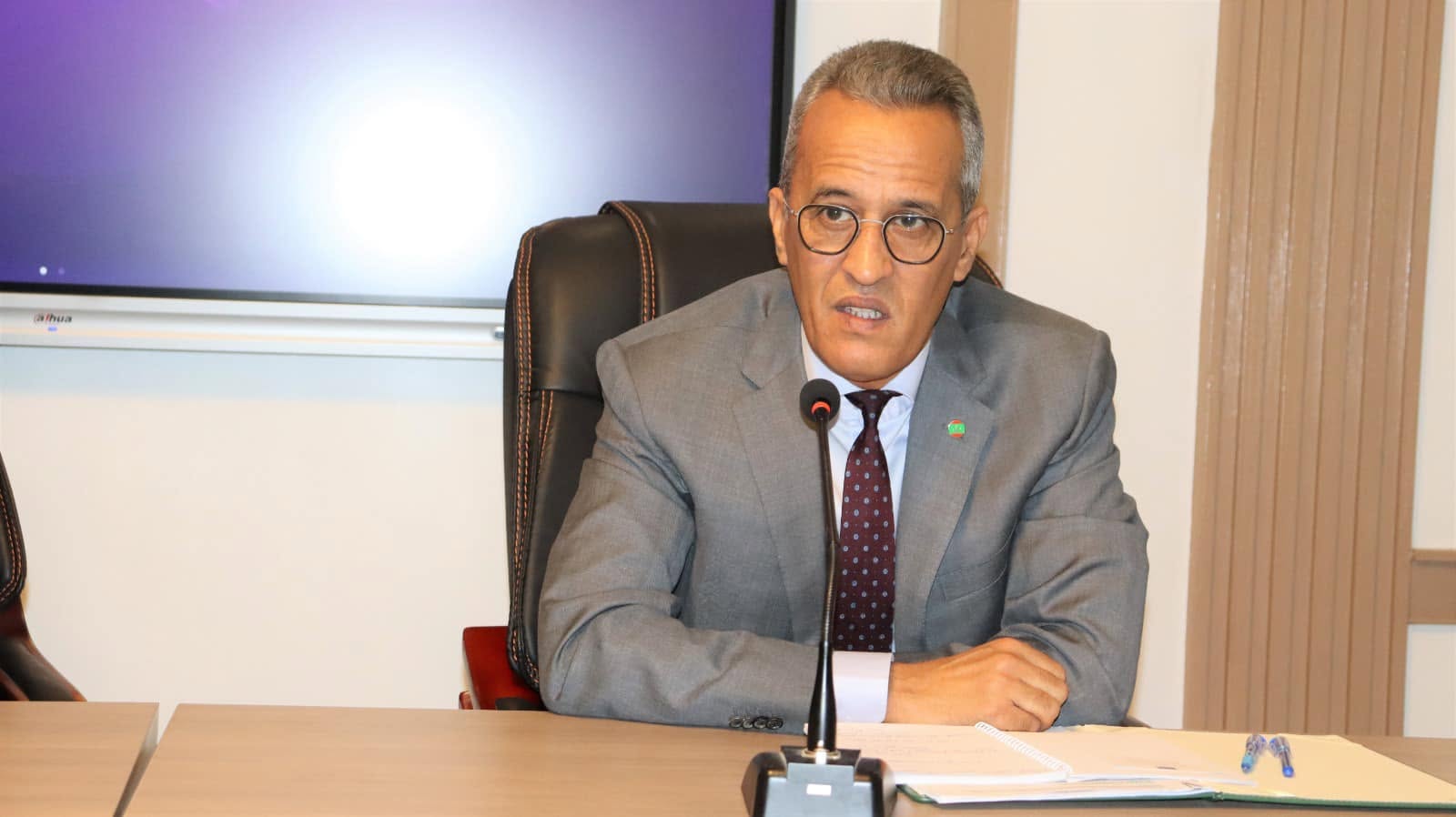 ولد بوسيف: تعزيز الوحدة الوطنية وبسط الأمن أولوية
